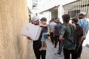 توزيع 3,000 طرد غذائي في غزة 