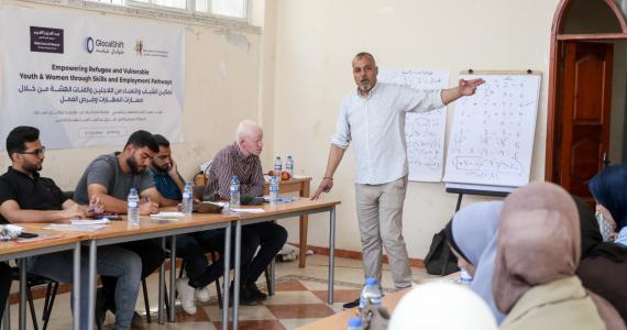 تدريب تمكين الشباب والنساء من اللاجئين والفئات الهشة من خلال مسارات المهارات وفرص العمل